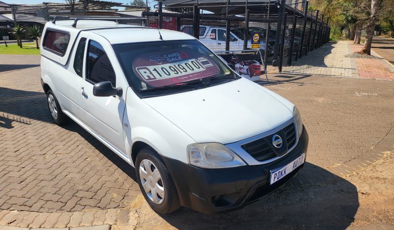 Used, 2011, NP200 1.6 BASE, White, Manual, Petrol full