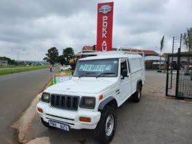 Used 2014 Mahindra BOLERO 2.5 TD White Manual Diesel