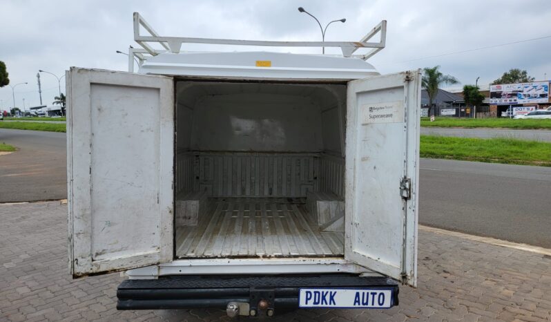 Used 2014 Mahindra BOLERO 2.5 TD White Manual Diesel full
