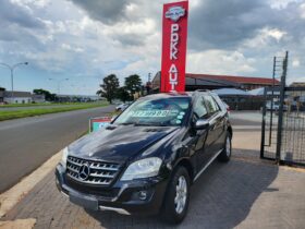 Used 2009 Mercedes-Benz Black Automatic Diesel