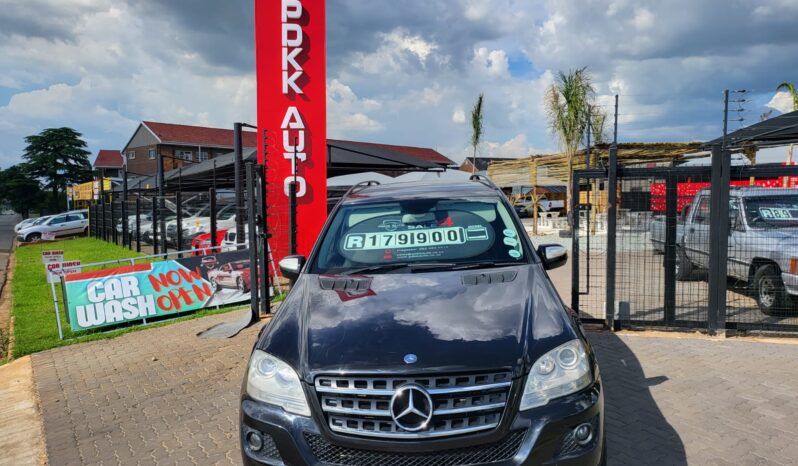 Used 2009 Mercedes-Benz Black Automatic Diesel full