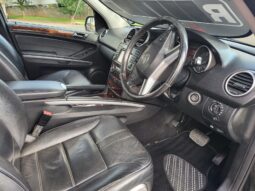 Used 2009 Mercedes-Benz Black Automatic Diesel full