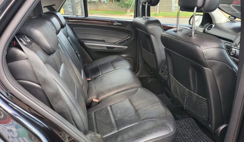 Used 2009 Mercedes-Benz Black Automatic Diesel full