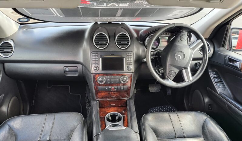 Used 2009 Mercedes-Benz Black Automatic Diesel full