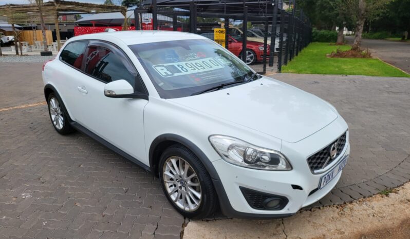 Used 2010 Volvo C30 White Manual Petrol full