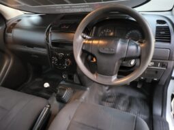 Used 2019 ISUZU DMAX 250C FLEETSIDE WHITE MANUAL DIESEL full