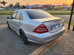 Used 2001 MERCEDES-BENZ C200 KOMPRESSOR SILVER MANUAL PETROL full