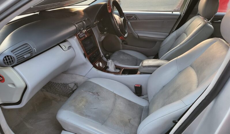 Used 2001 MERCEDES-BENZ C200 KOMPRESSOR SILVER MANUAL PETROL full