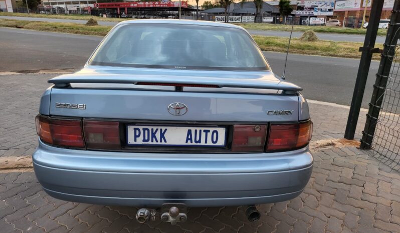 Used 1994 TOYOTA	CAMRY 220 SEI  BLUE MANUAL PETROL full